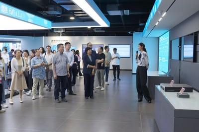 学院与山东未来网络研究院举行党建共建签约活动，共促网络科技研发新篇章